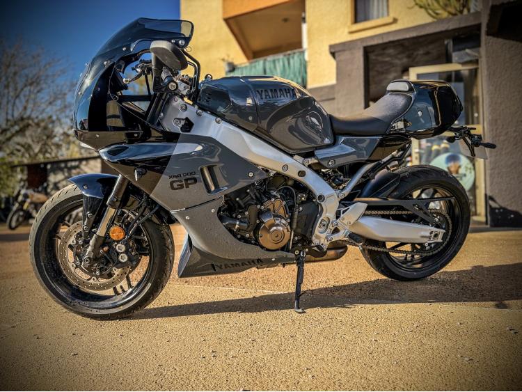 YAMAHA XSR 900 GP
