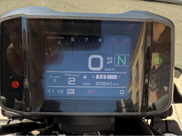 YAMAHA MT-09
